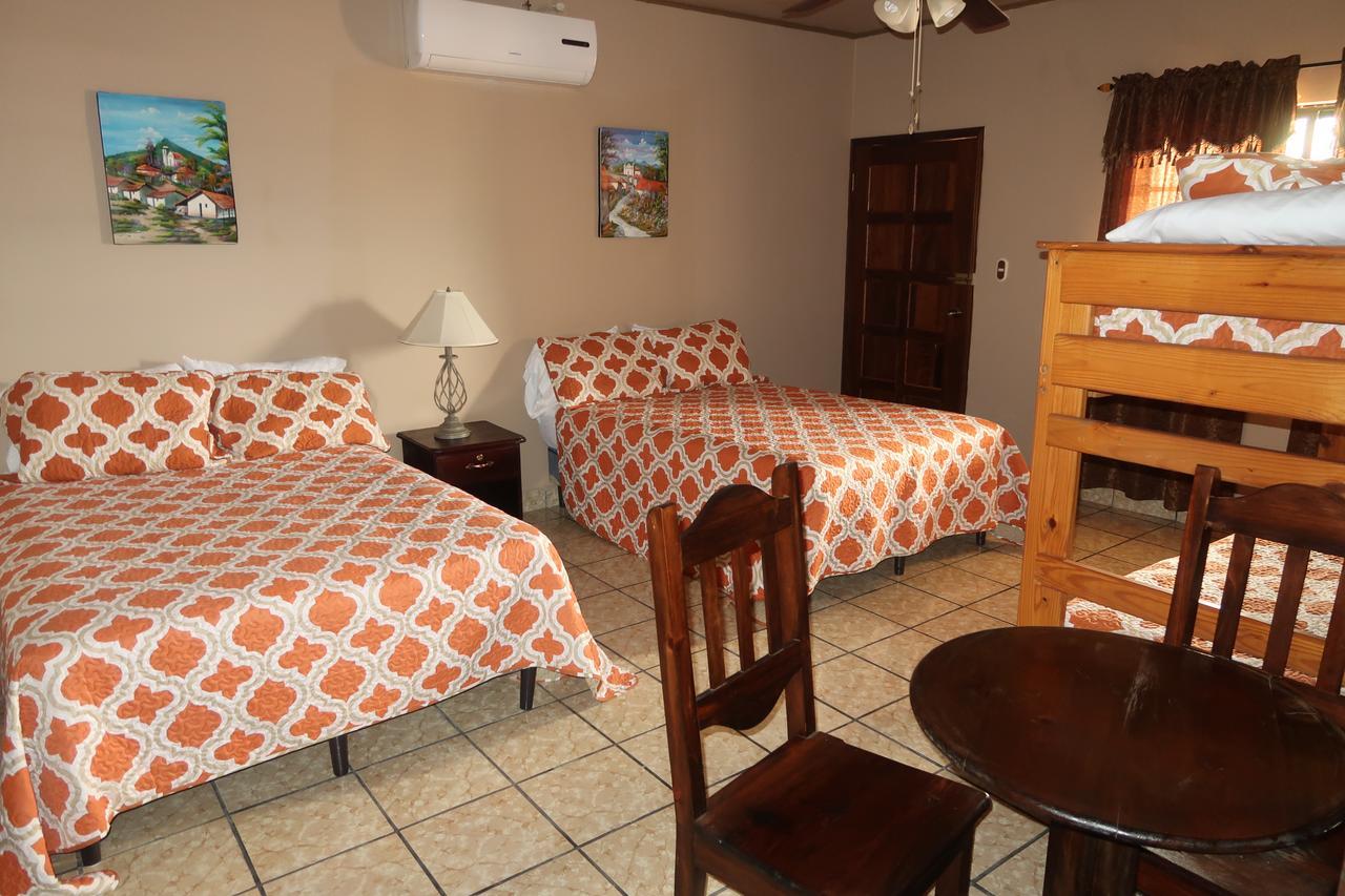 Hotel La Escalinata Copan Екстер'єр фото